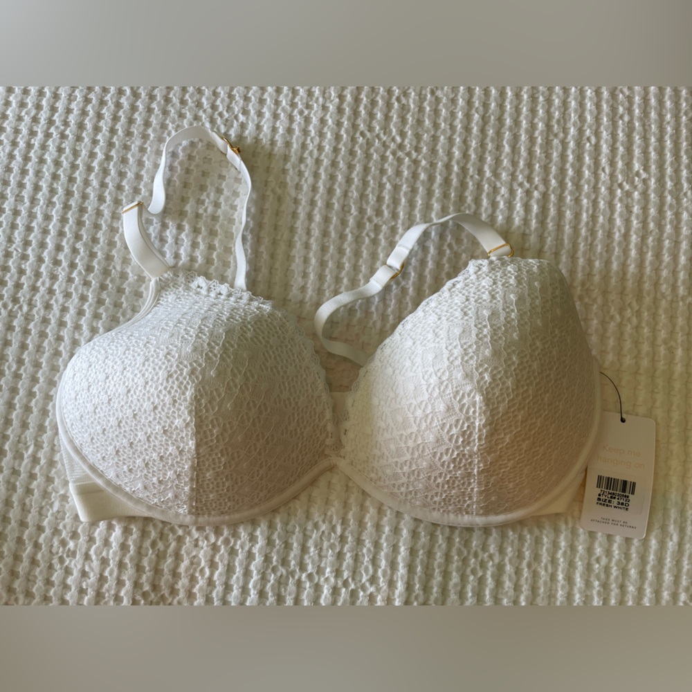 Lively Crochet Lace Deep V No Wire Push Up in White 38D